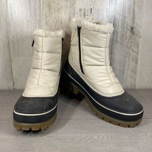 Women's Cream and Black Winter Boots - 8
